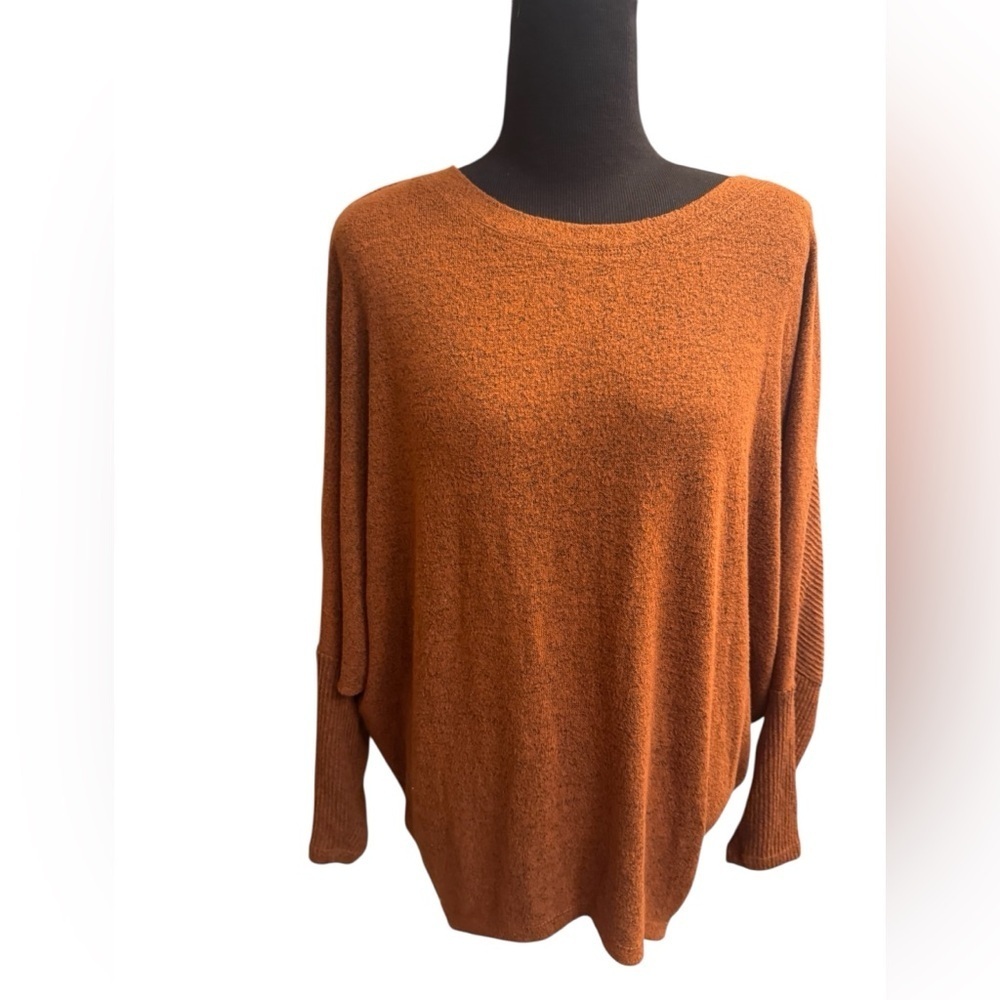 I.N. SAN FRANCISCO Women’s SZ SM Burnt Orange Lightweight Buttery Soft Sweater